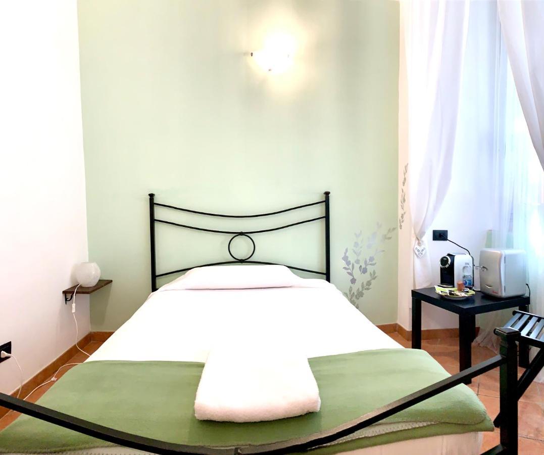 Affittacamere Virginia'S Rooms Janov Exteriér fotografie